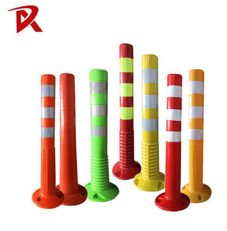 Latest company news about 2024 Segurança rodoviária PU 750 mm Laranja Trafego flexível Bollardo Delimitador de aviso de reflexo