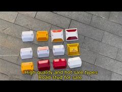 Tachão rodoviário de plástico, muitos tipos 1